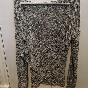 Dex wrap sweater size medium